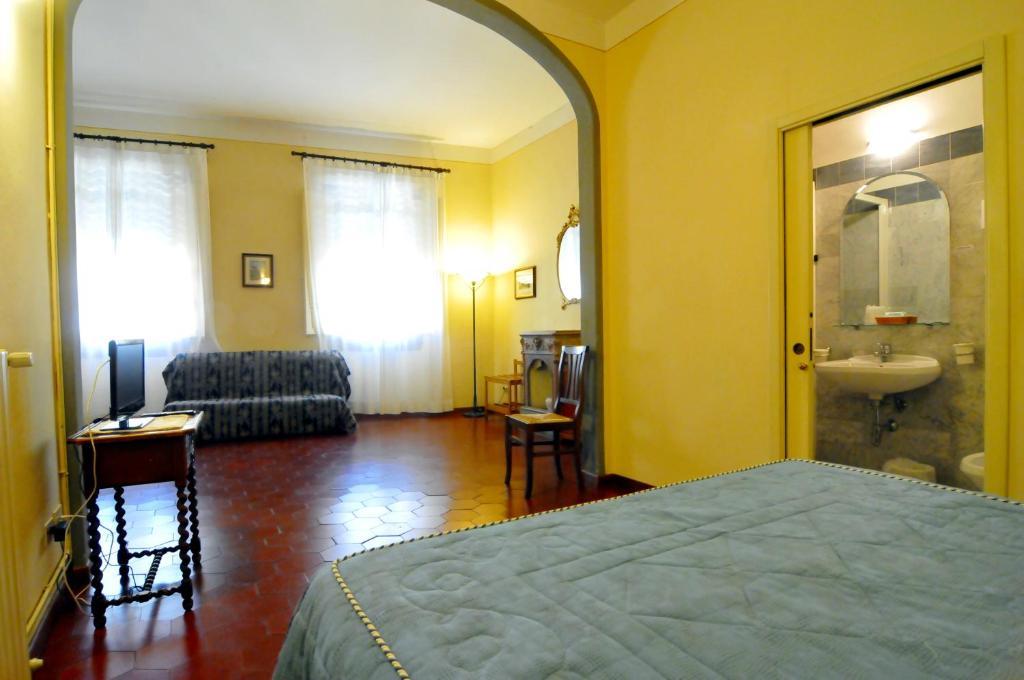 Bellevue House Affittacamere Florencja Pokój zdjęcie